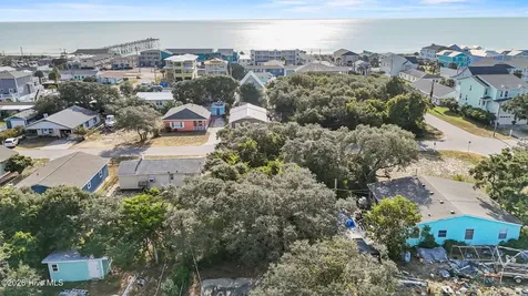 134 S Fourth Avenue Kure Beach NC 28449