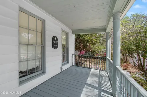 301 E Moore Street Southport NC 28461