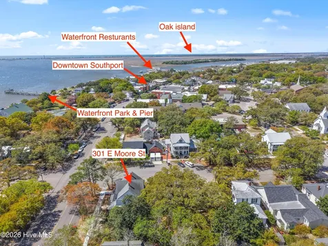 301 E Moore Street Southport NC 28461