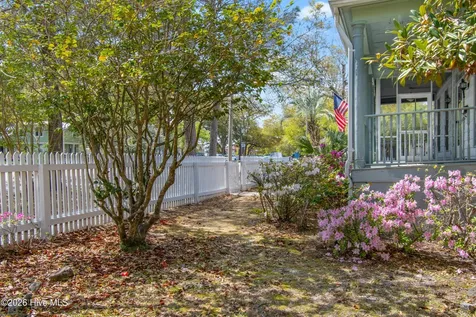 301 E Moore Street Southport NC 28461