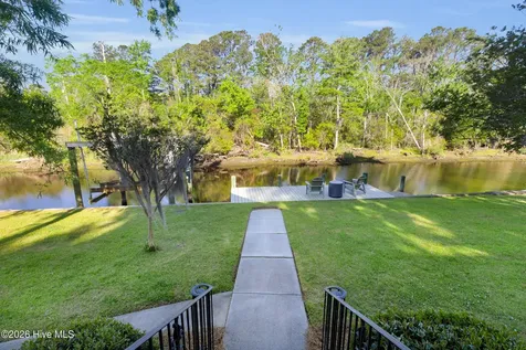 2418 Turtle Bay Drive New Bern NC 28562