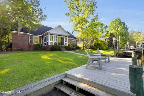 2418 Turtle Bay Drive New Bern NC 28562