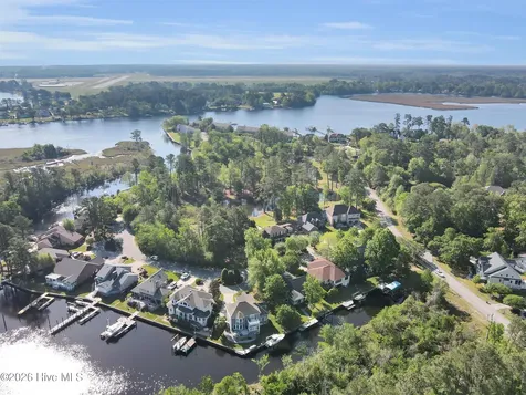 2418 Turtle Bay Drive New Bern NC 28562