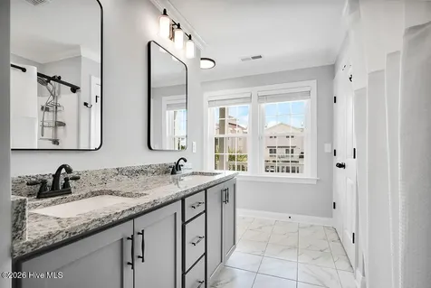 33 Sandy Lane Surf City NC 28445