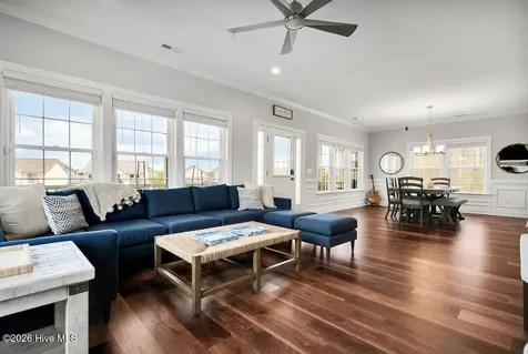 33 Sandy Lane Surf City NC 28445