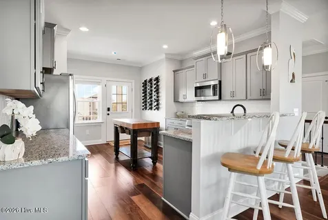 33 Sandy Lane Surf City NC 28445