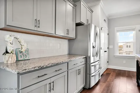 33 Sandy Lane Surf City NC 28445