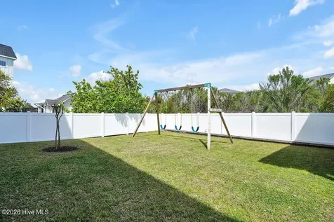 33 Sandy Lane Surf City NC 28445