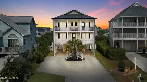33 Sandy Lane Surf City NC 28445