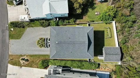 33 Sandy Lane Surf City NC 28445