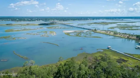 247 Surfside Landing Boulevard Hubert NC 28539