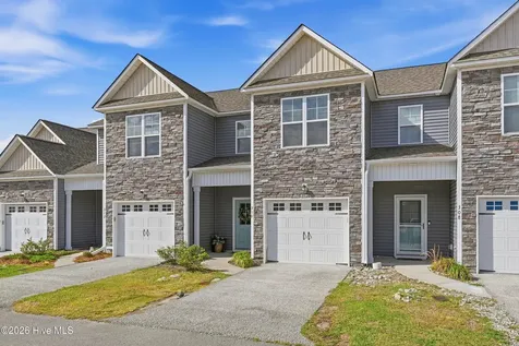 310 S Stingray Lane Sneads Ferry NC 28460