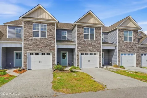 310 S Stingray Lane Sneads Ferry NC 28460