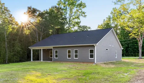 4918 Philippi Church Road Raeford NC 28376