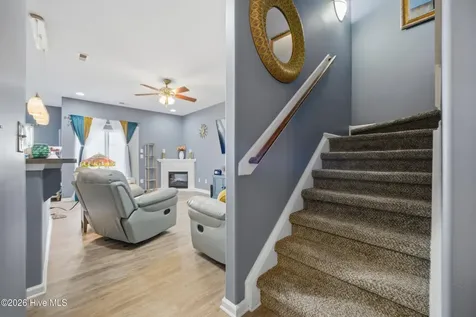 1106 Raven Way Elizabeth City NC 27909