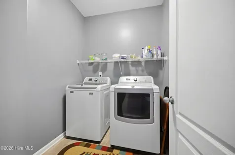 1106 Raven Way Elizabeth City NC 27909