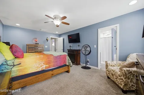 1106 Raven Way Elizabeth City NC 27909