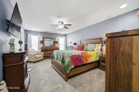 1106 Raven Way Elizabeth City NC 27909