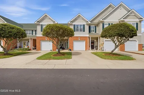 1106 Raven Way Elizabeth City NC 27909