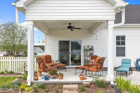 231 Eureka Avenue Washington NC 27889