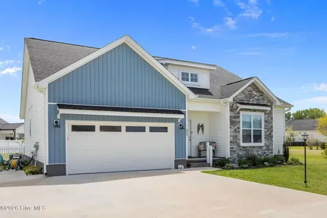 231 Eureka Avenue Washington NC 27889