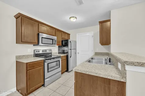 4429 Jay Bird Circle Wilmington NC 28412