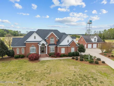 3076 Black Jack Simpson Road Greenville NC 27858