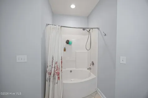 4101 Bluebill Drive Greenville NC 27858