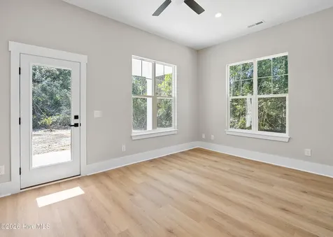 4926 Oleander Drive Wilmington NC 28403