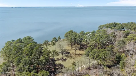 403 Chambers Point Road Belhaven NC 27810