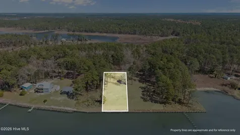 403 Chambers Point Road Belhaven NC 27810