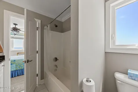 117 Sandfiddler Lane Harkers Island NC 28531