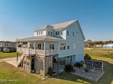 117 Sandfiddler Lane Harkers Island NC 28531