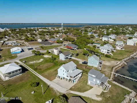 117 Sandfiddler Lane Harkers Island NC 28531