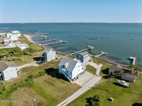 117 Sandfiddler Lane Harkers Island NC 28531