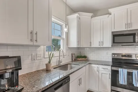 4049 Silver Lane West End NC 27376