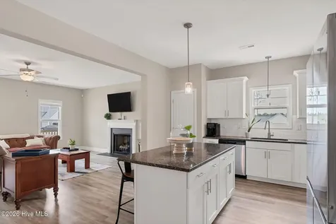 4049 Silver Lane West End NC 27376