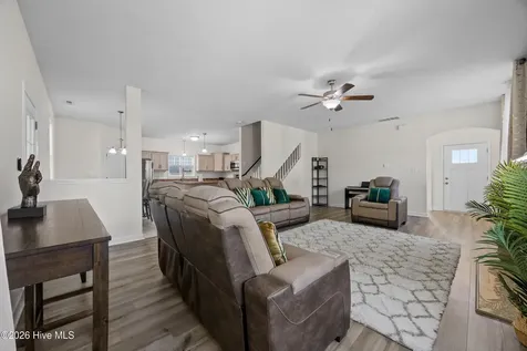 806 Tuscarora Trail Jacksonville NC 28546