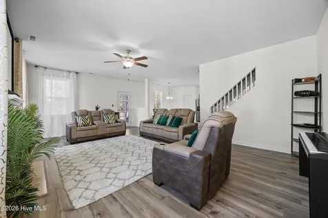 806 Tuscarora Trail Jacksonville NC 28546