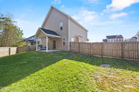 806 Tuscarora Trail Jacksonville NC 28546