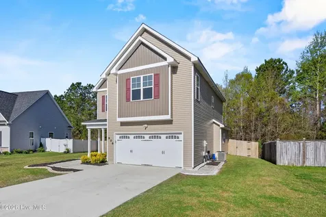 806 Tuscarora Trail Jacksonville NC 28546