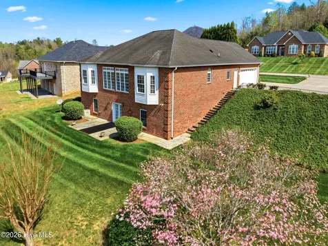 416 Huntington Woods Drive N Lenoir NC 28645
