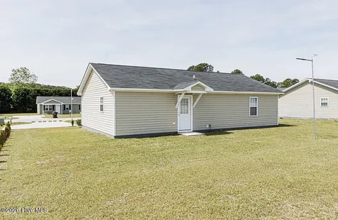 2411 Heath Lane Tarboro NC 27886