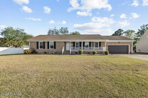 117 Plantation Boulevard Jacksonville NC 28540