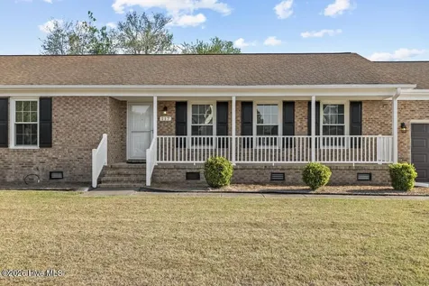 117 Plantation Boulevard Jacksonville NC 28540