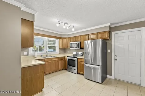 117 Plantation Boulevard Jacksonville NC 28540