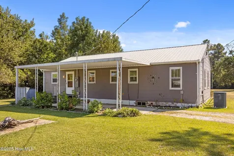 376 Shell Road Atlantic NC 28511