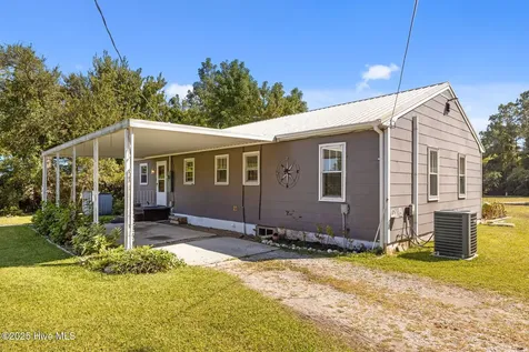 376 Shell Road Atlantic NC 28511