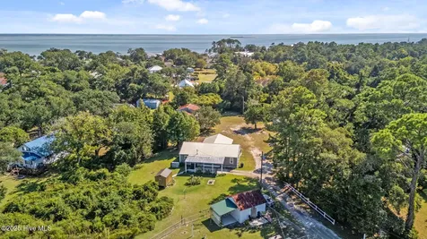376 Shell Road Atlantic NC 28511