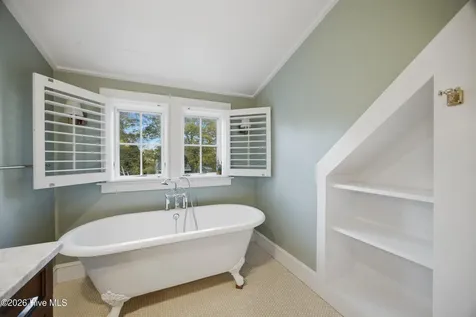 319 E Nash Street Southport NC 28461